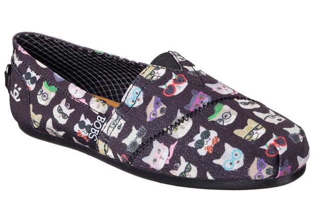 skechers cool kicks give best friends animal society a foot up