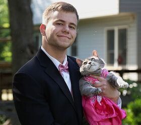 teen takes his cat to the purrom