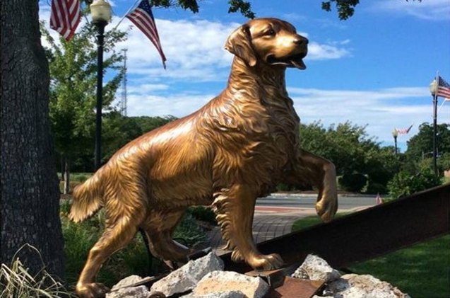 9/11 Rescue Dogs Commemorated With Bronze Memorial | PetGuide