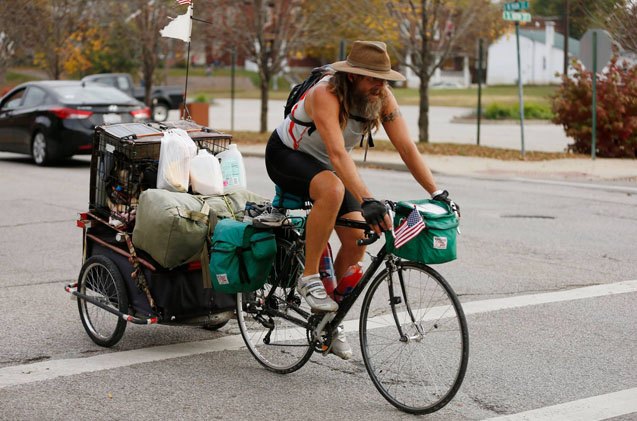 cross country cycling tour highlights the plight of homeless vets and their pets