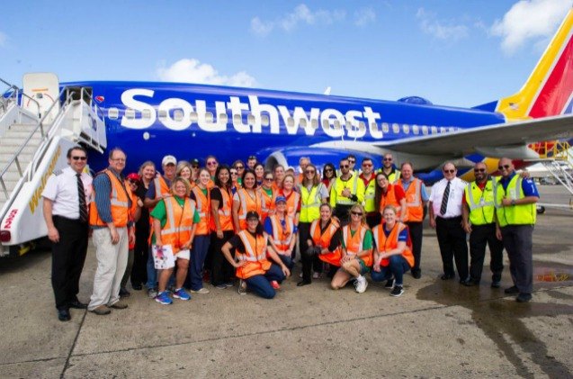 southwest airlines donate staff and flight fees to pets of hurricane maria