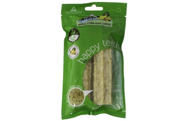 best pet treats for squeaky clean teeth