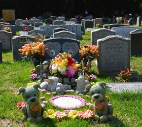 8 World Renown Pet Cemeteries PetGuide   8 World Renown Pet Cemeteries 