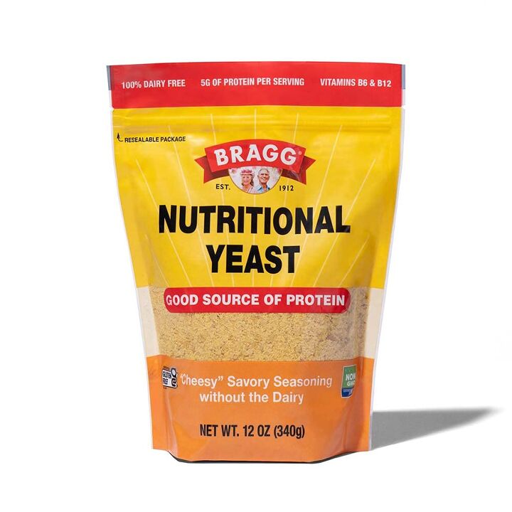 can cats and dogs eat nutritional yeast