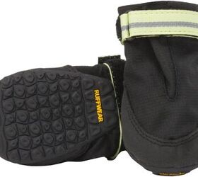 essential gear you need for hiking with your dog