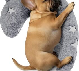 how do calming pillows beds and blankets keep dogs stress free