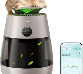 how to maintain clean air in a home with pets