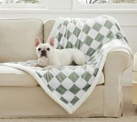 Checkered Dog Blanket - image via Amazon