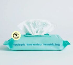 spring scratching red paws a smarter way to help dogs feel better, WagWell Daily Cleansing Wipes